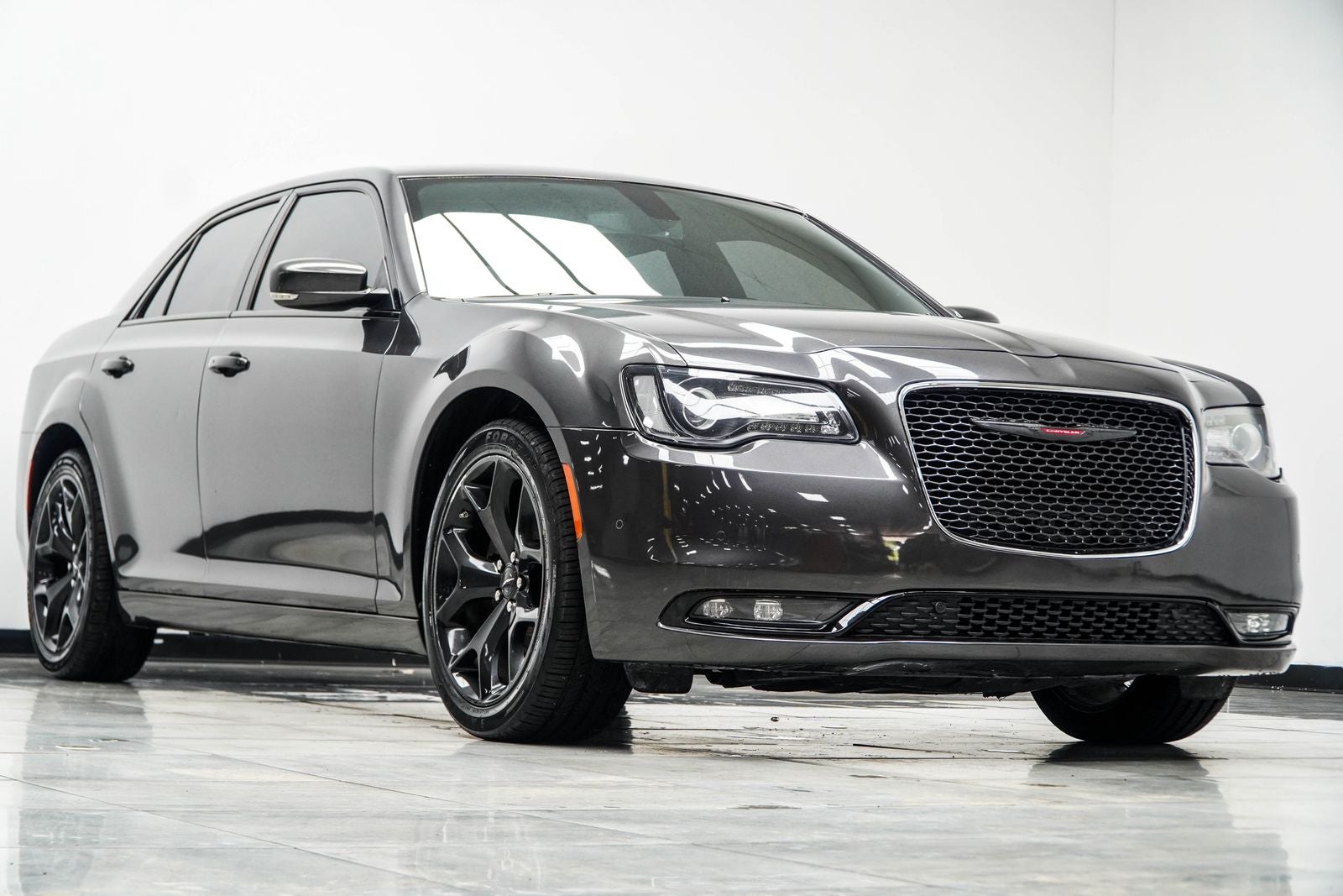 2022 Chrysler 300 S