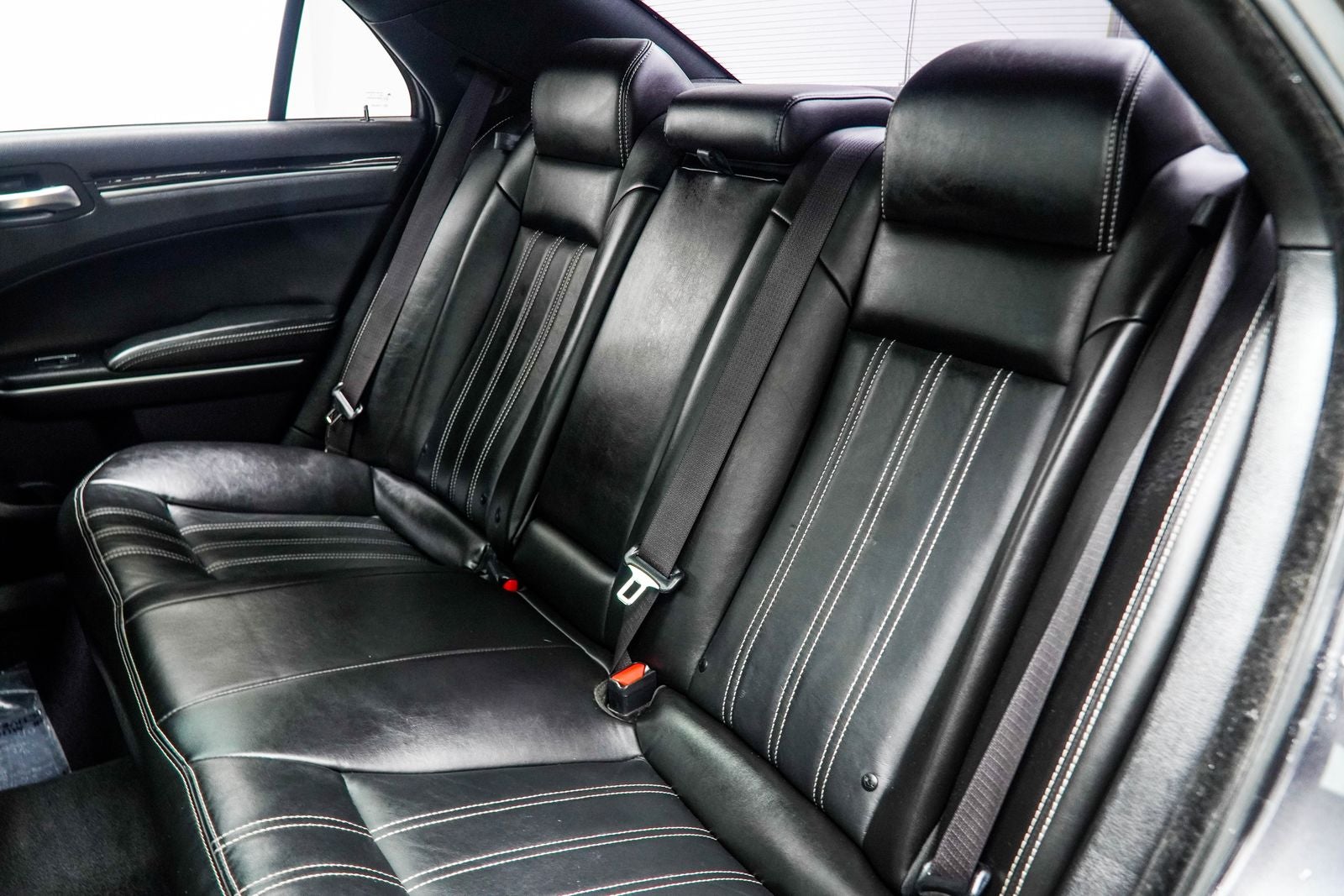 2022 Chrysler 300 S