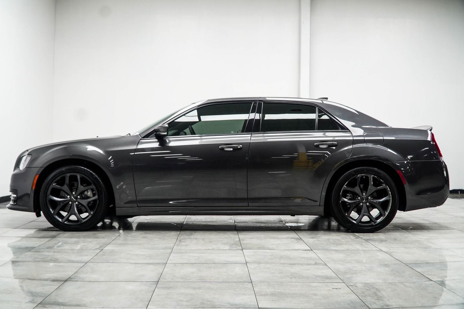 2023 Chrysler 300 S