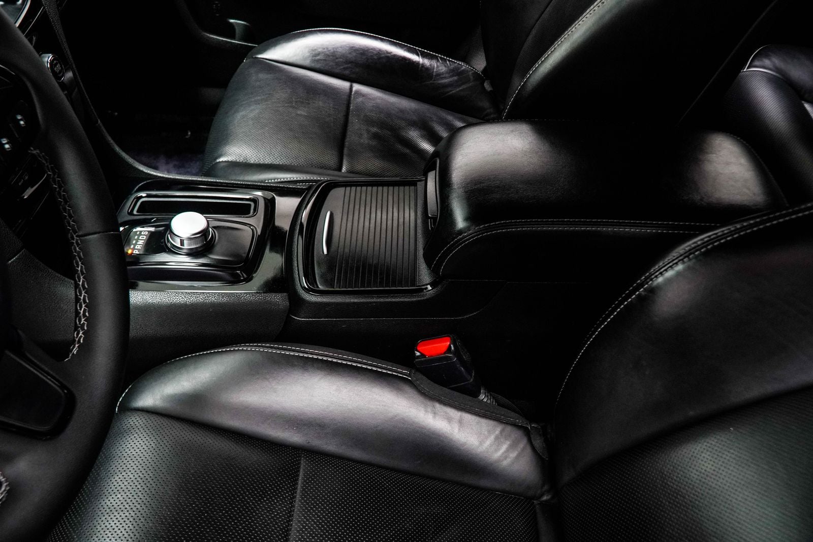 2023 Chrysler 300 S