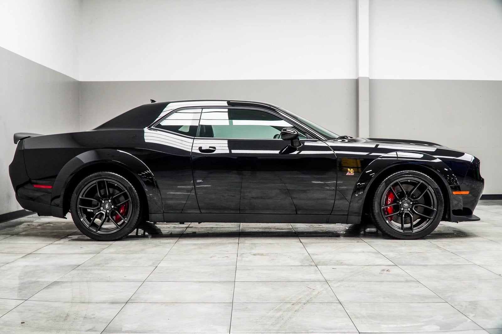 2022 Dodge Challenger R/T Scat Pack Widebody