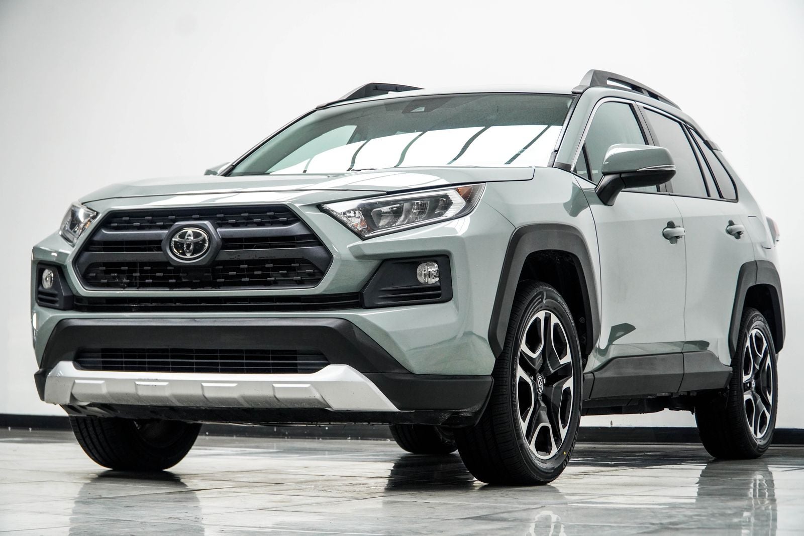 2020 Toyota RAV4 Adventure