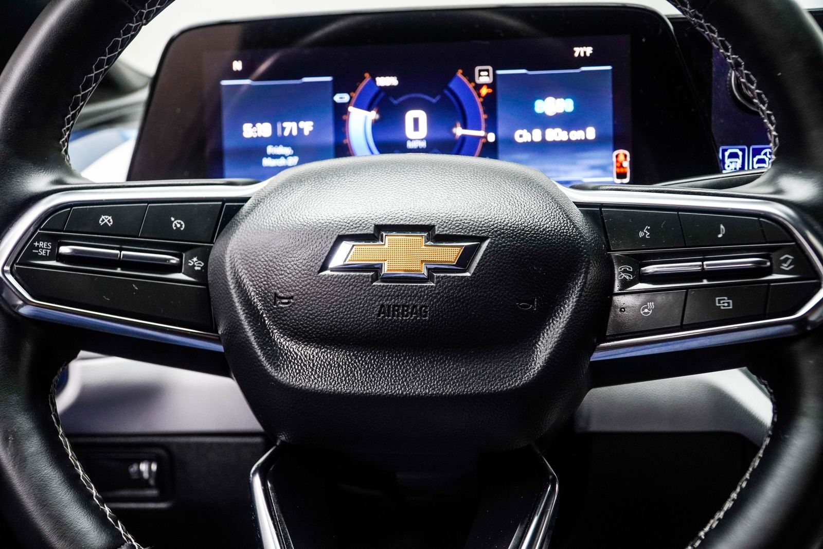 2025 Chevrolet Equinox EV LT