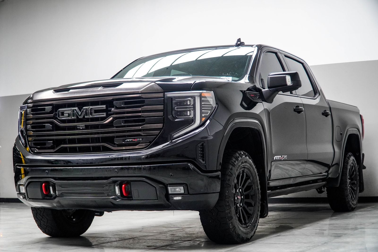 2023 GMC Sierra 1500 AT4X