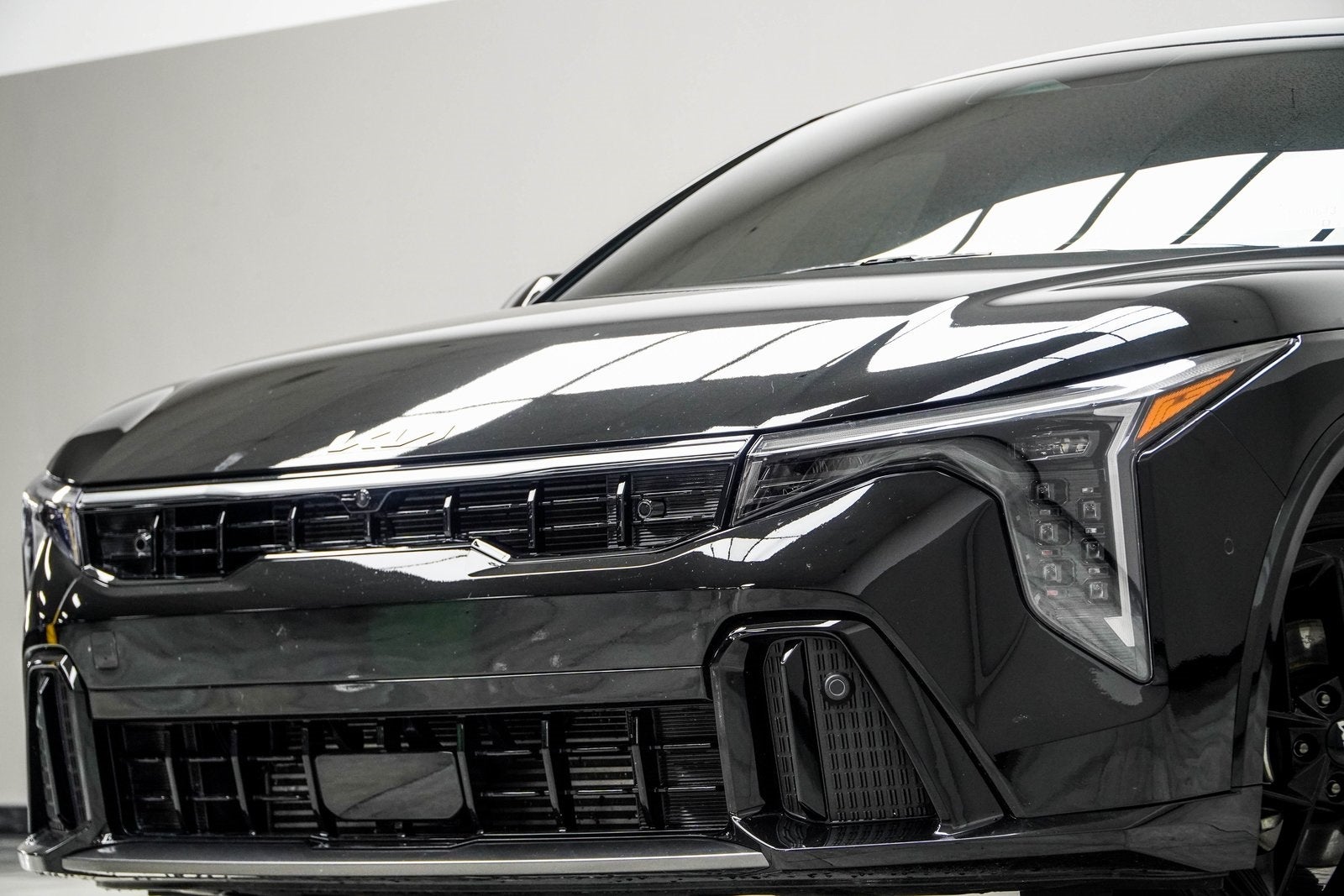 2025 Kia K4 GT-Line Turbo