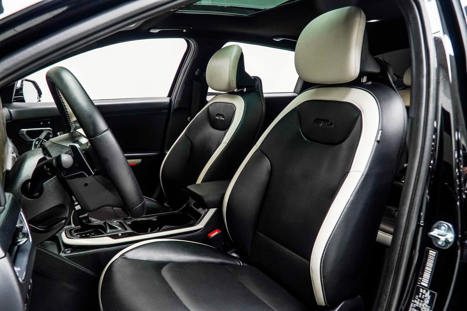 2025 Kia K4 GT-Line Turbo