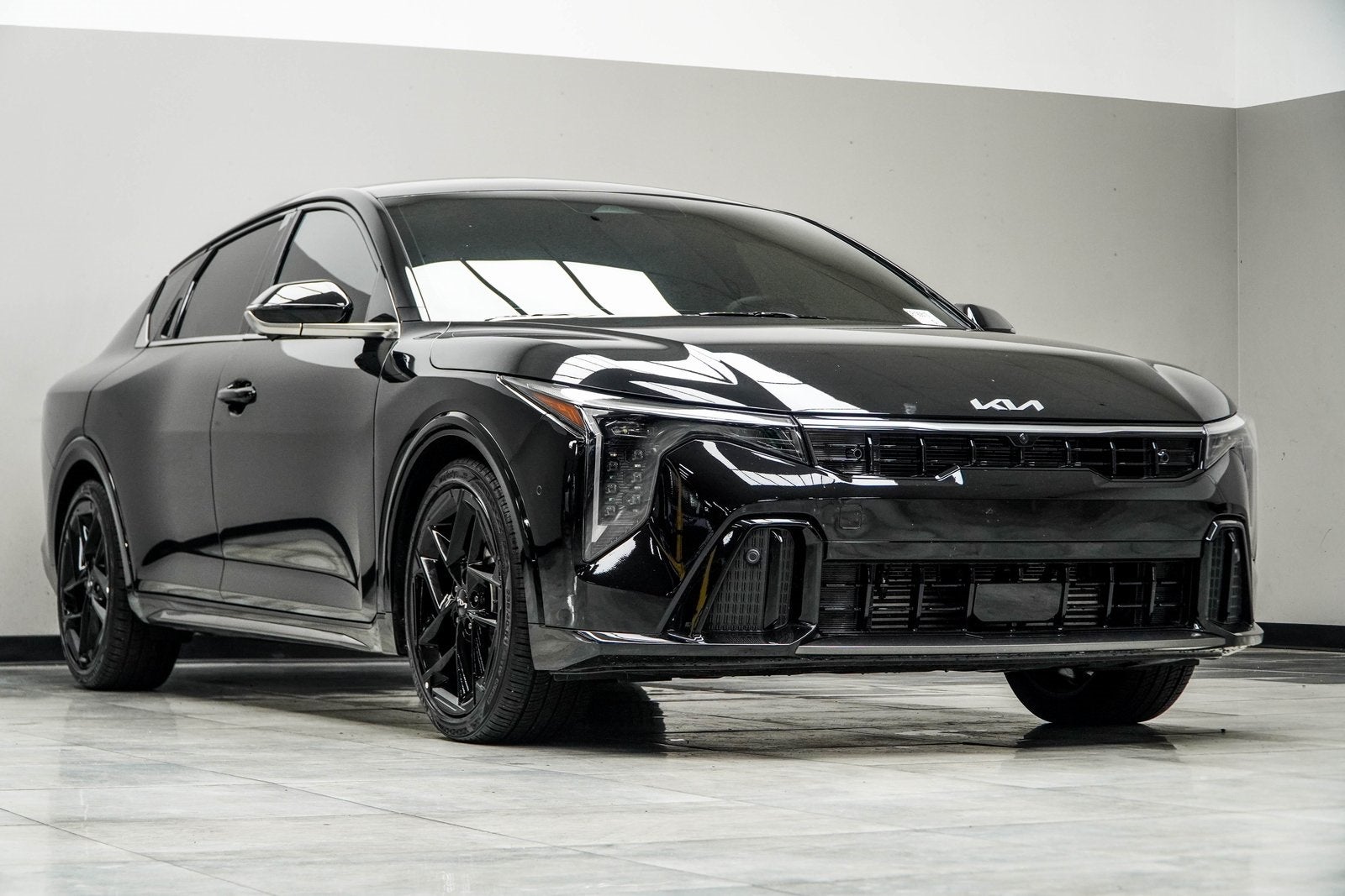 2025 Kia K4 GT-Line Turbo