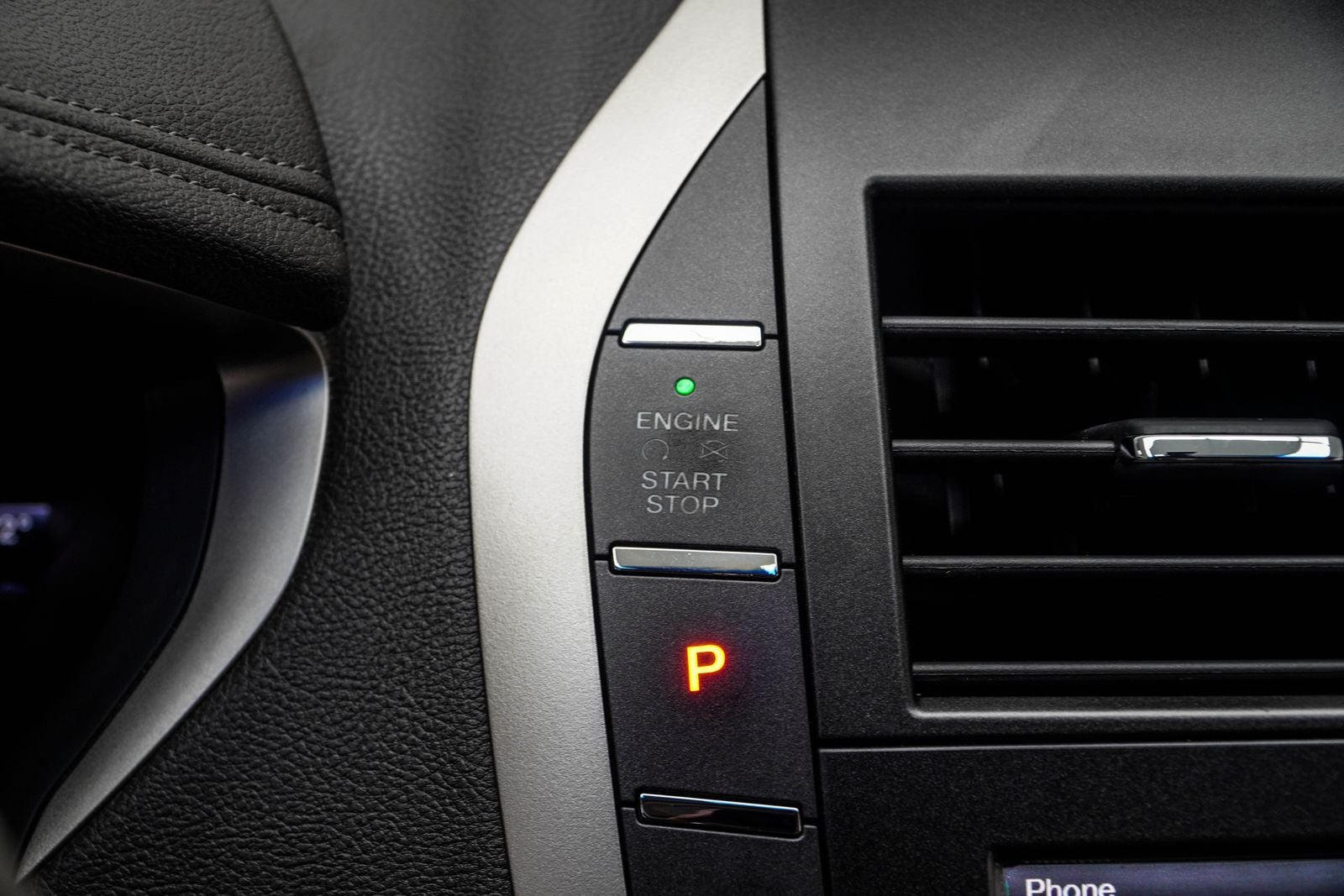 2016 Lincoln MKZ Hybrid Base