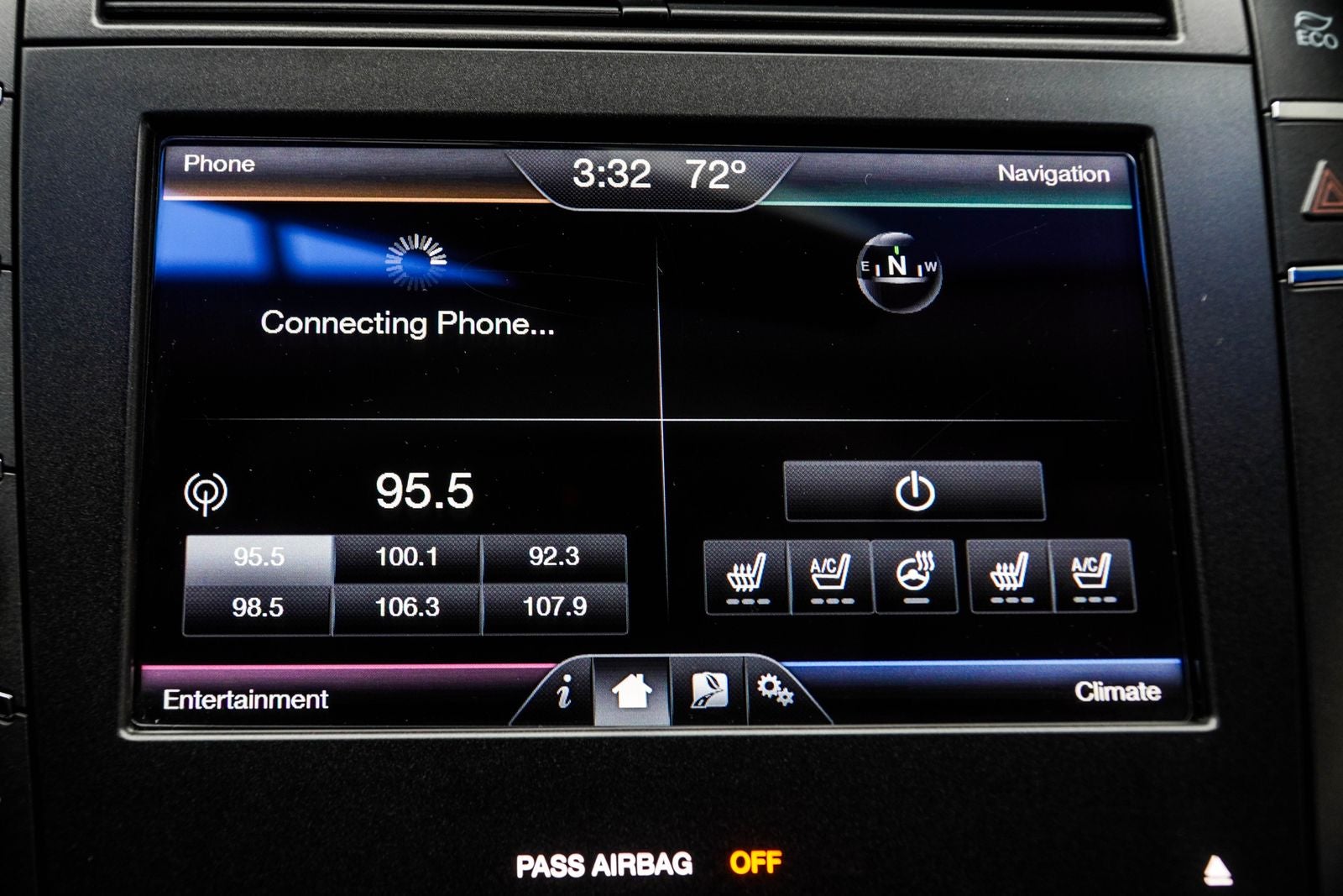 2016 Lincoln MKZ Hybrid Base