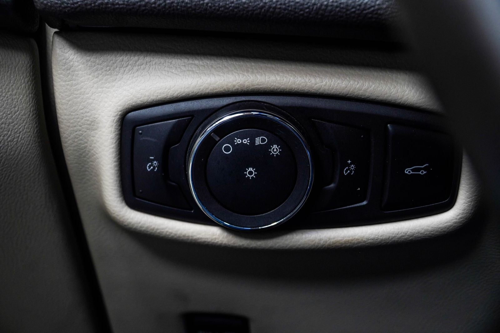 2016 Lincoln MKZ Hybrid Base