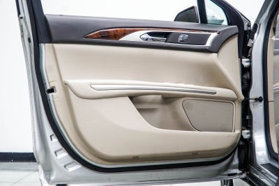 2016 Lincoln MKZ Hybrid Base