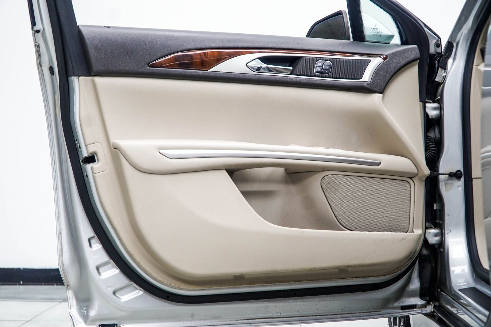 2016 Lincoln MKZ Hybrid Base
