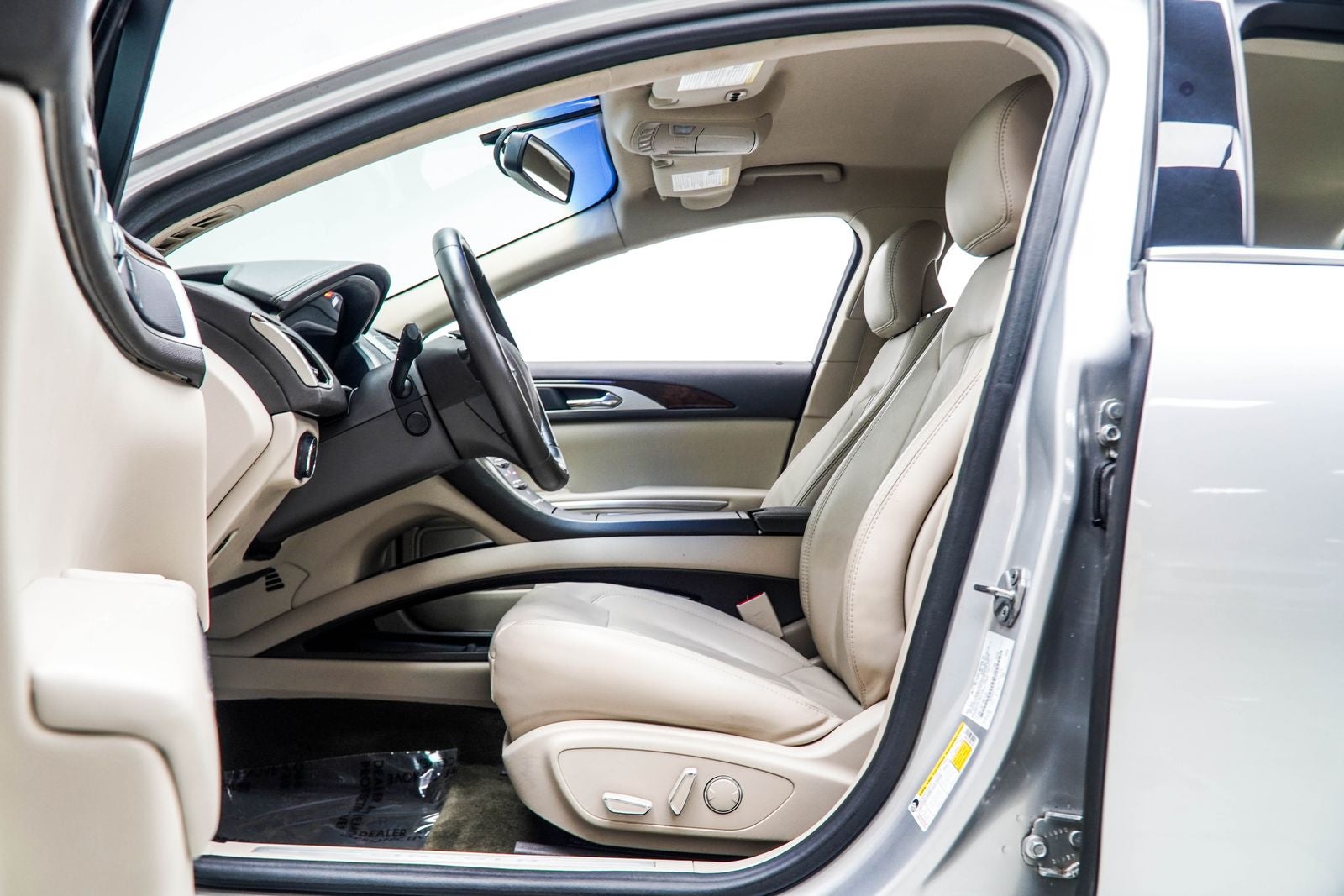 2016 Lincoln MKZ Hybrid Base