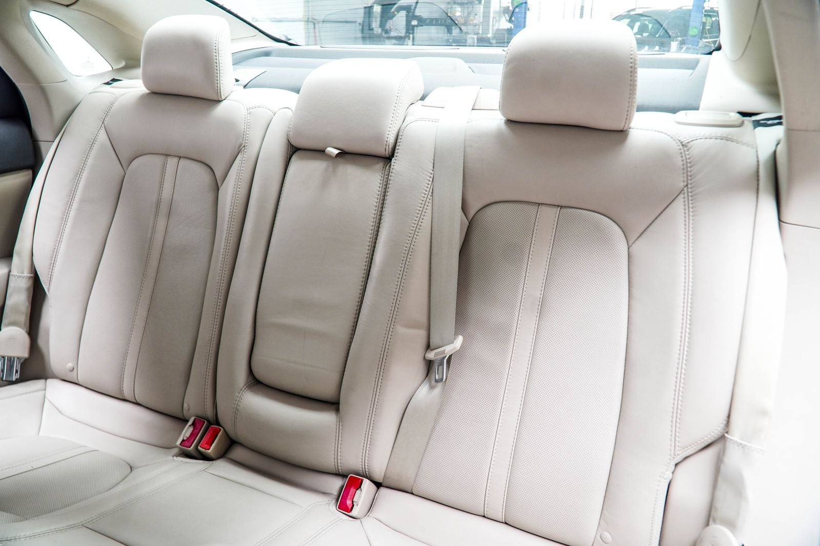 2016 Lincoln MKZ Hybrid Base