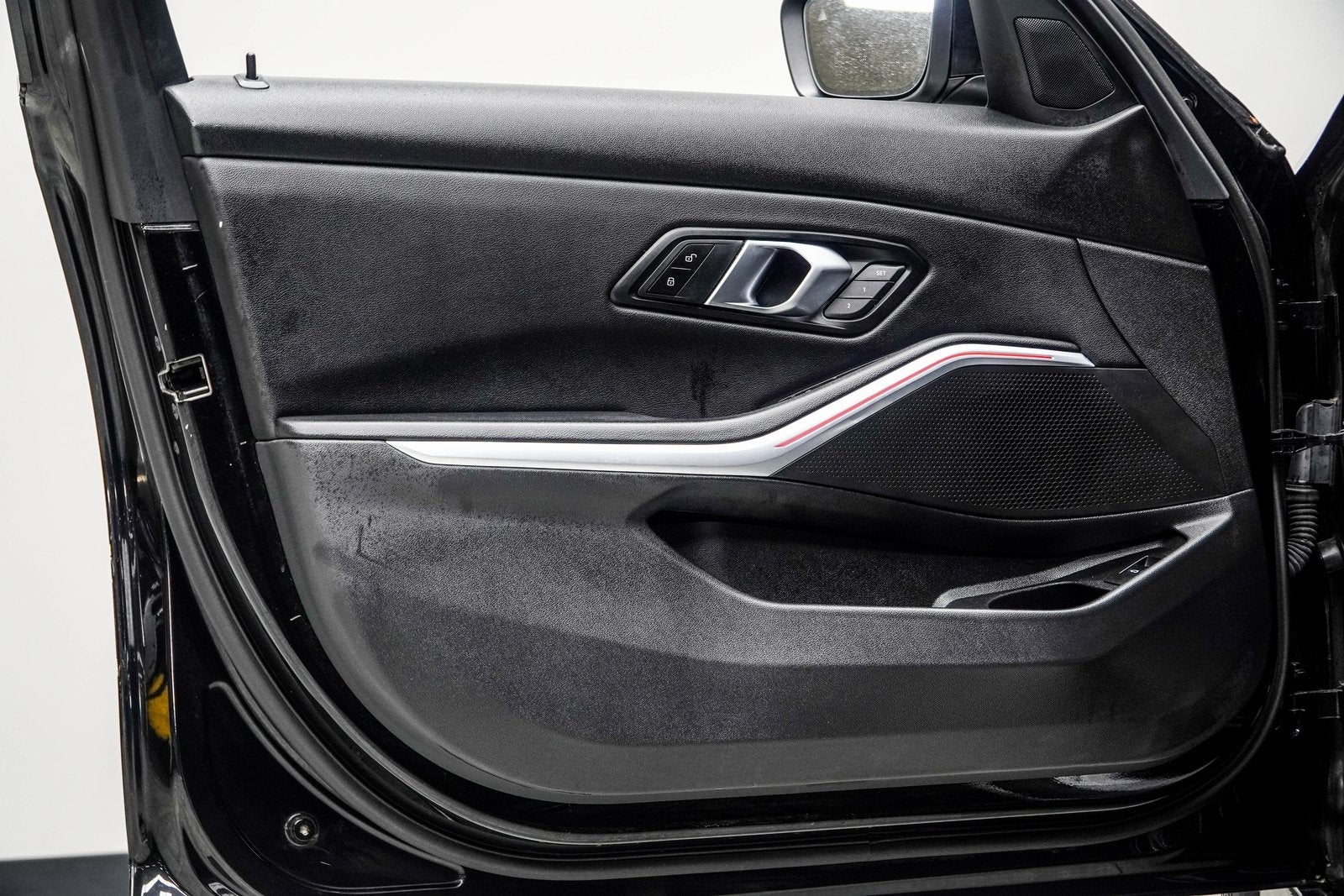 2025 BMW 3 Series 330i