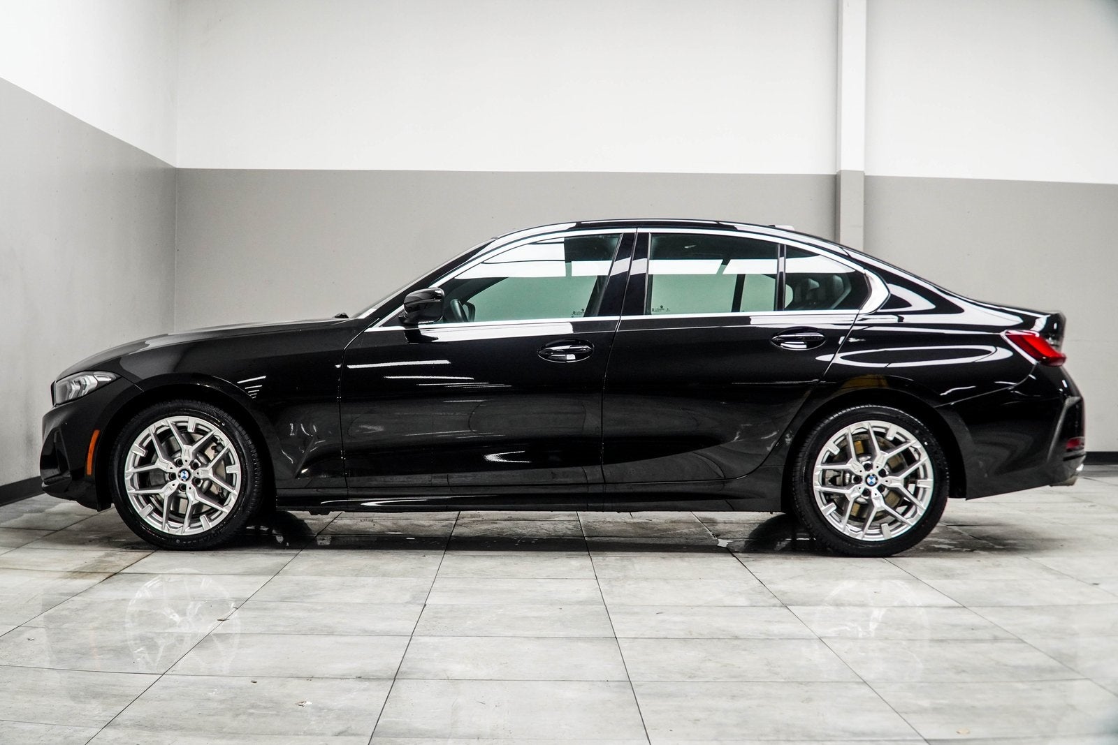 2025 BMW 3 Series 330i