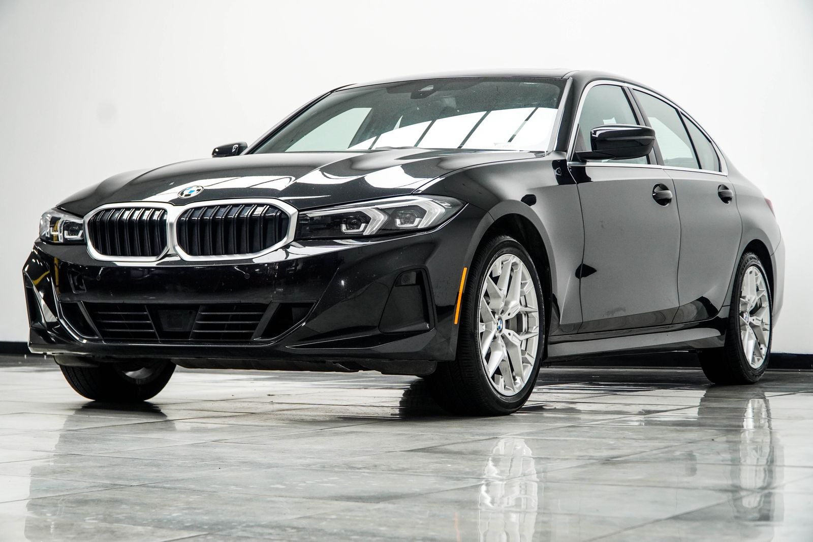 2025 BMW 3 Series 330i xDrive
