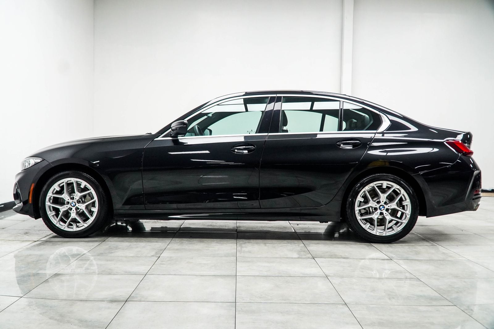 2025 BMW 3 Series 330i xDrive