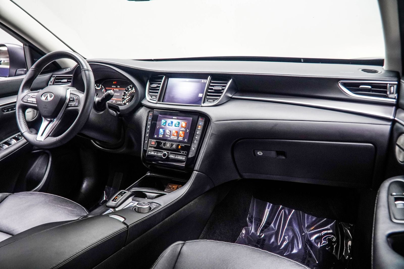 2023 INFINITI QX50 LUXE