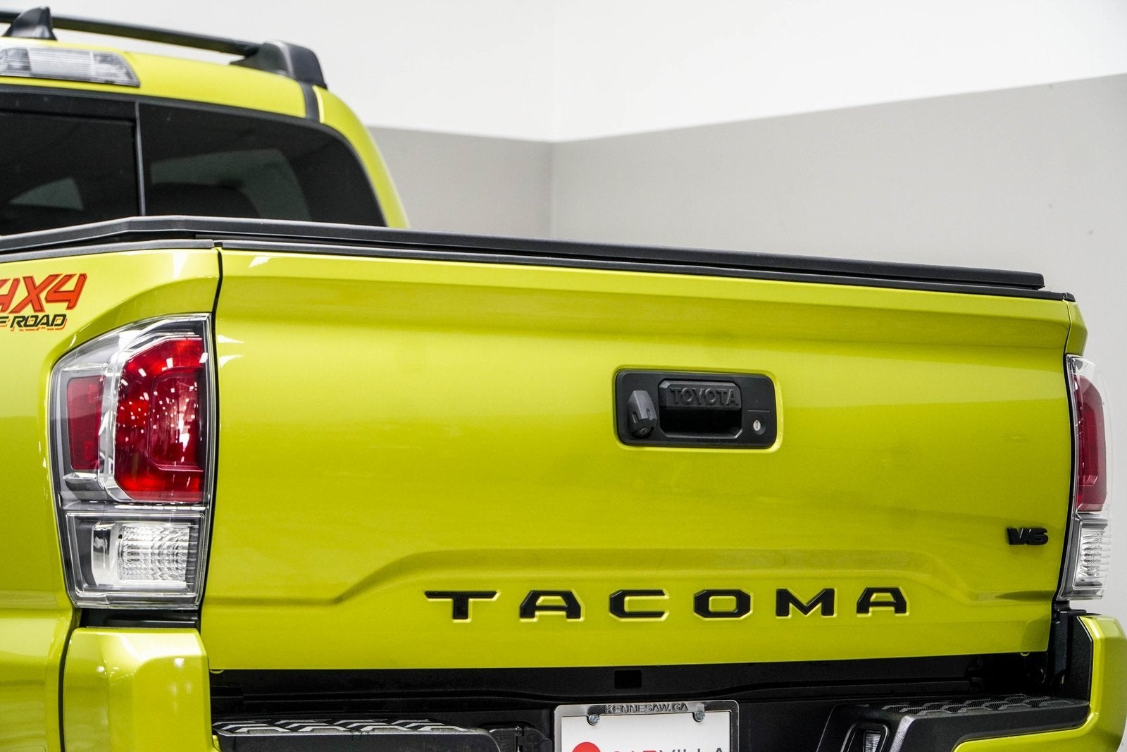 2023 Toyota Tacoma TRD Sport V6