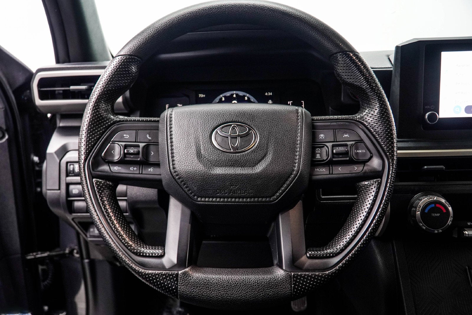 2025 Toyota Tacoma SR
