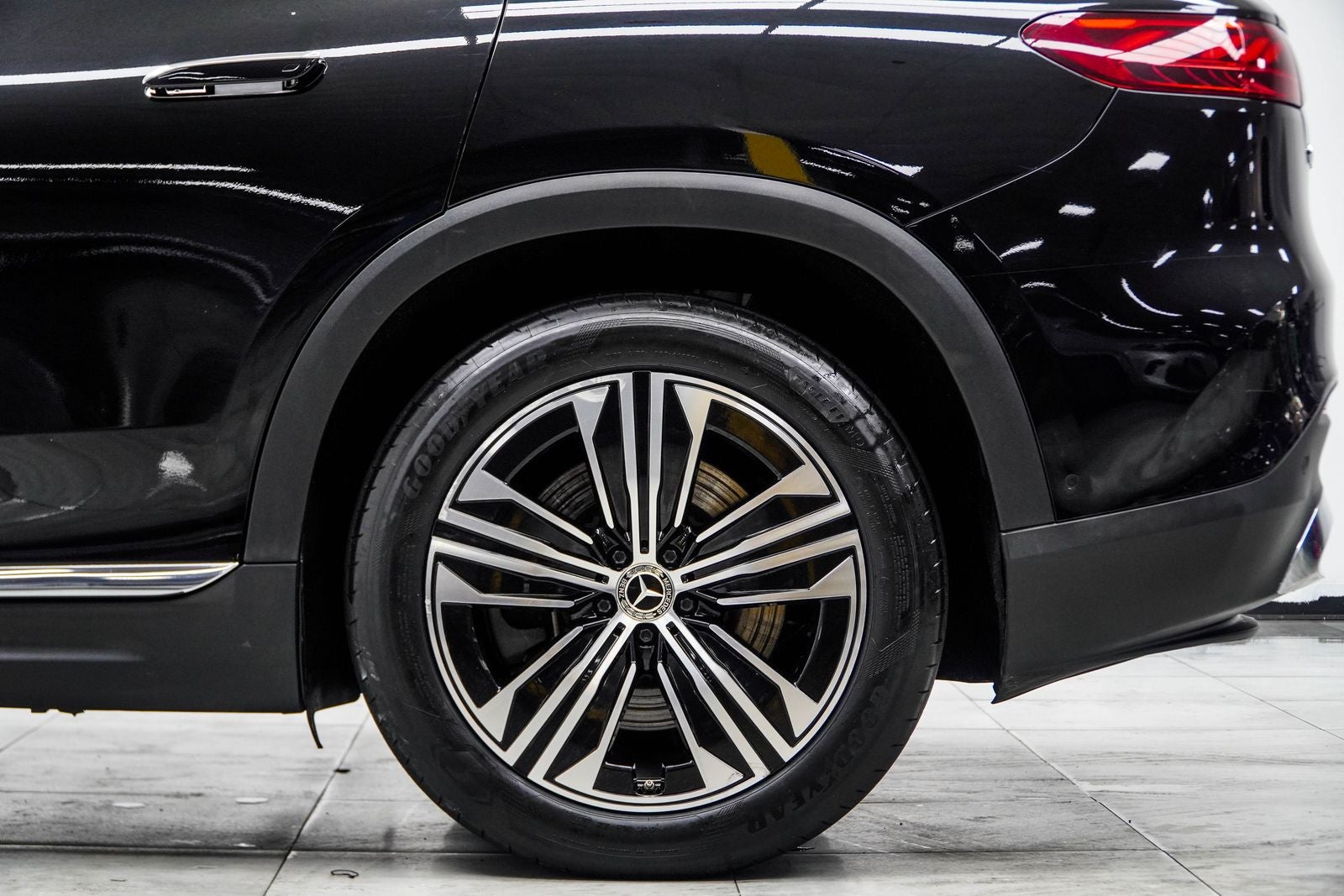 2023 Mercedes-Benz EQS 450 4MATIC®