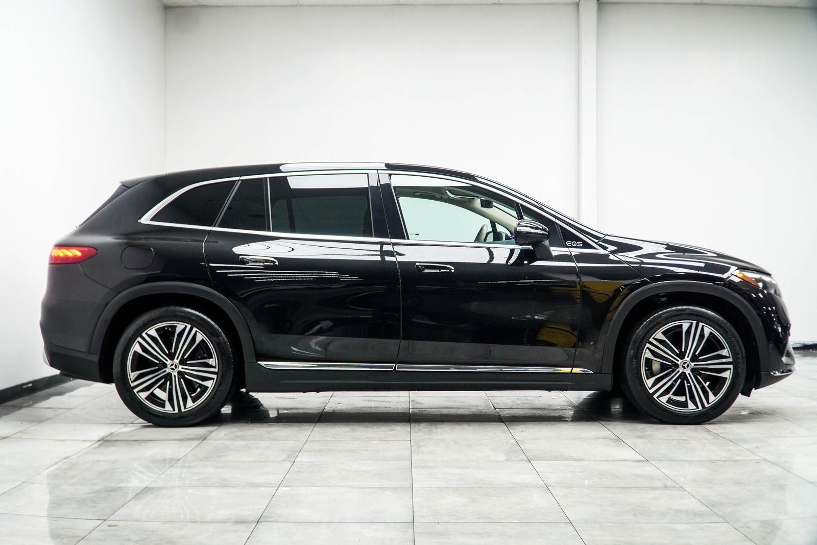 2023 Mercedes-Benz EQS 450 4MATIC®