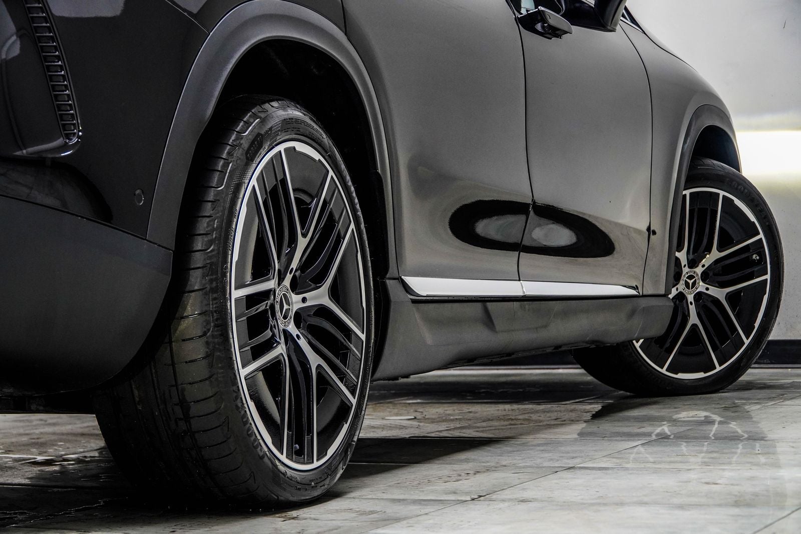 2025 Mercedes-Benz EQE 350+ SUV Base