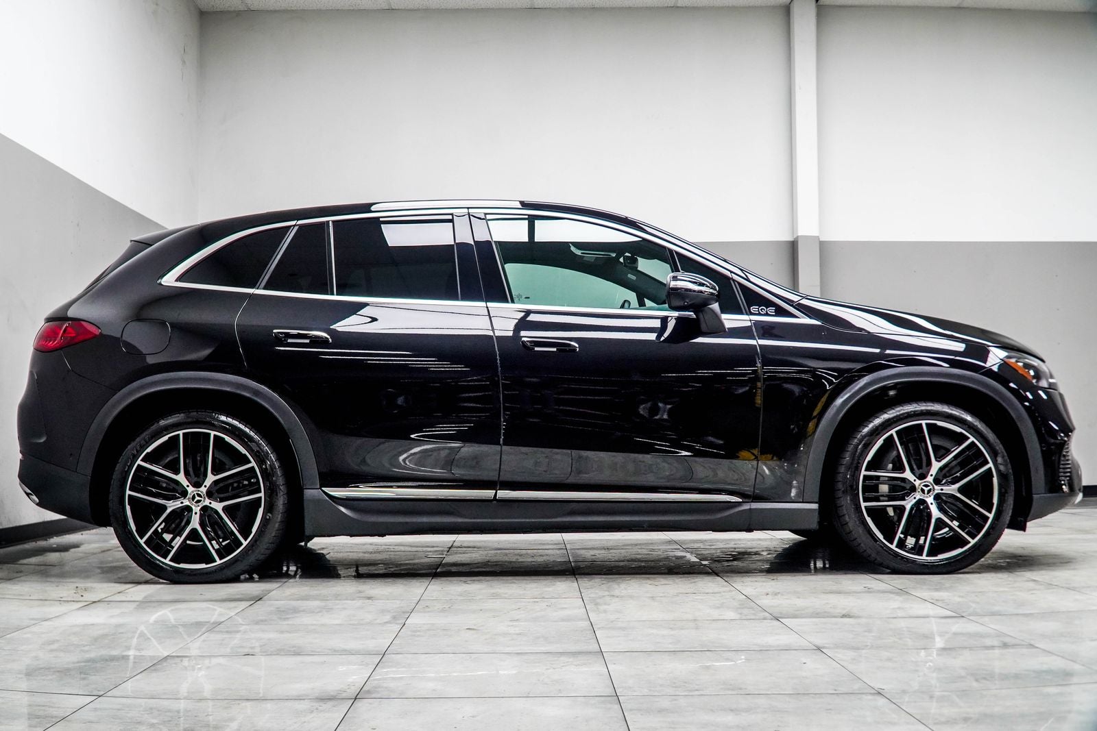 2025 Mercedes-Benz EQE 350+ SUV Base