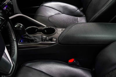 2021 Toyota Camry XSE V6