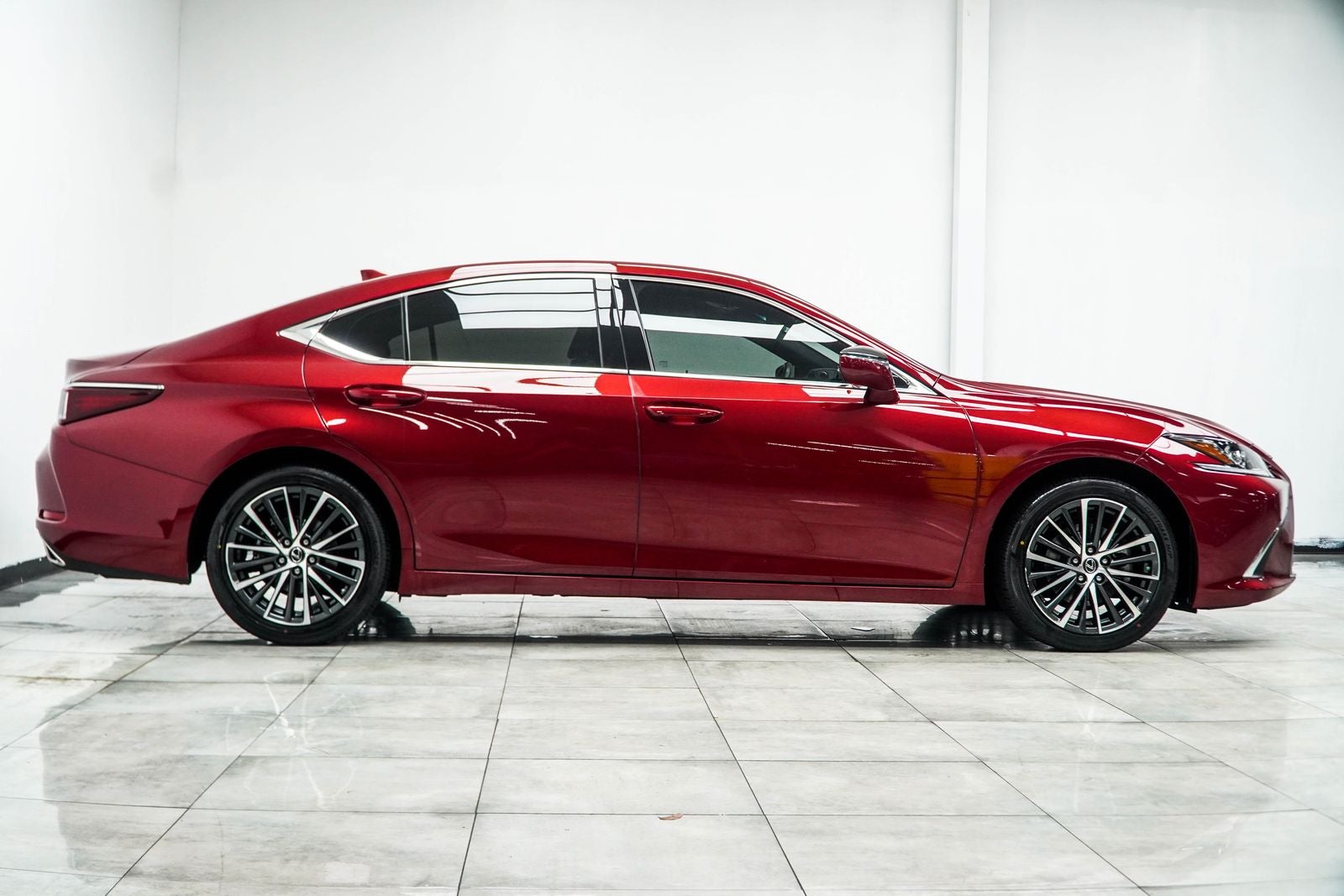 2025 Lexus ES 350