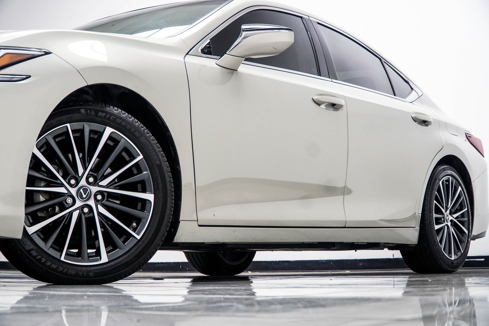 2023 Lexus ES 350