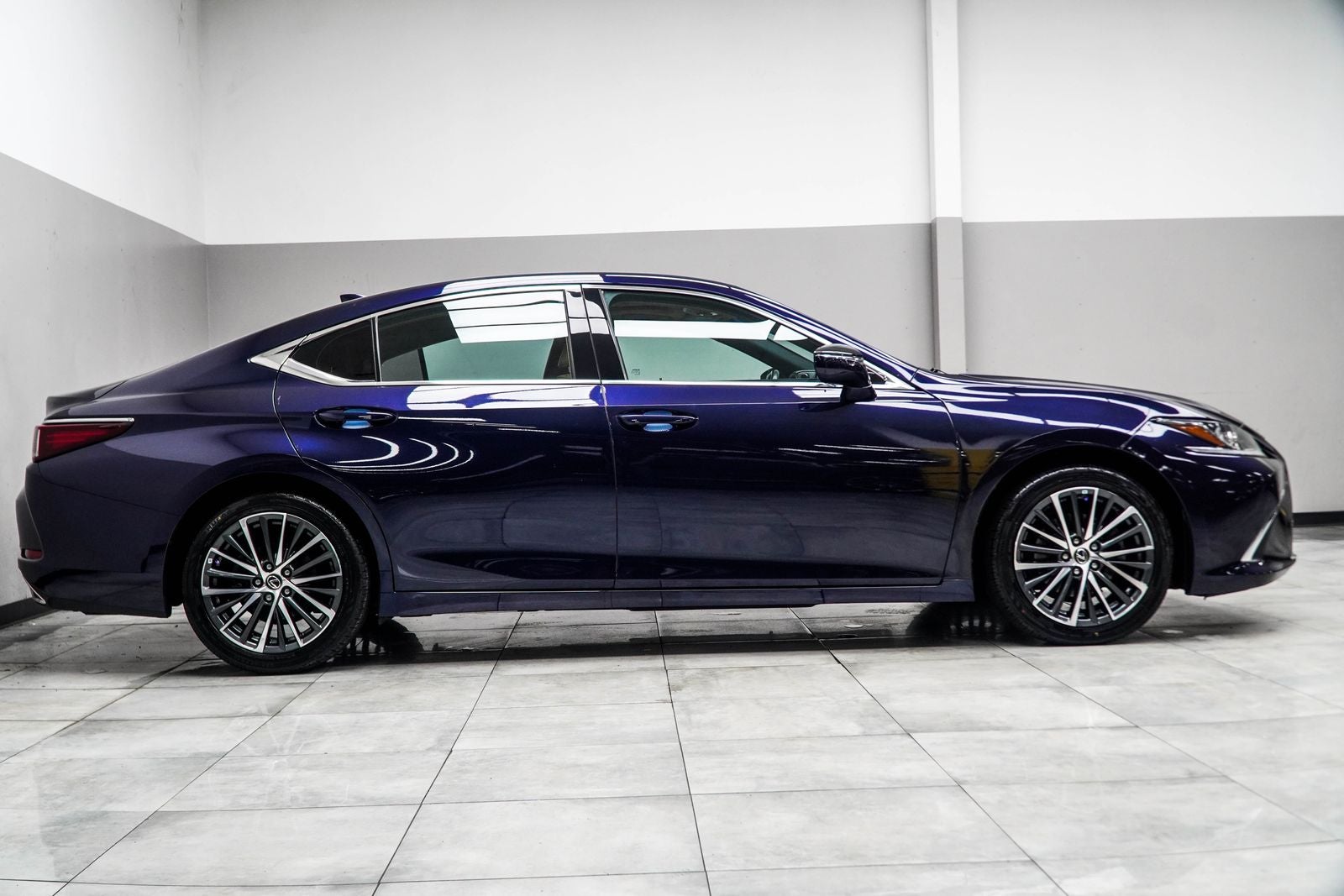 2022 Lexus ES 350