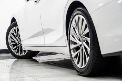 2022 Lexus ES 350 Ultra Luxury