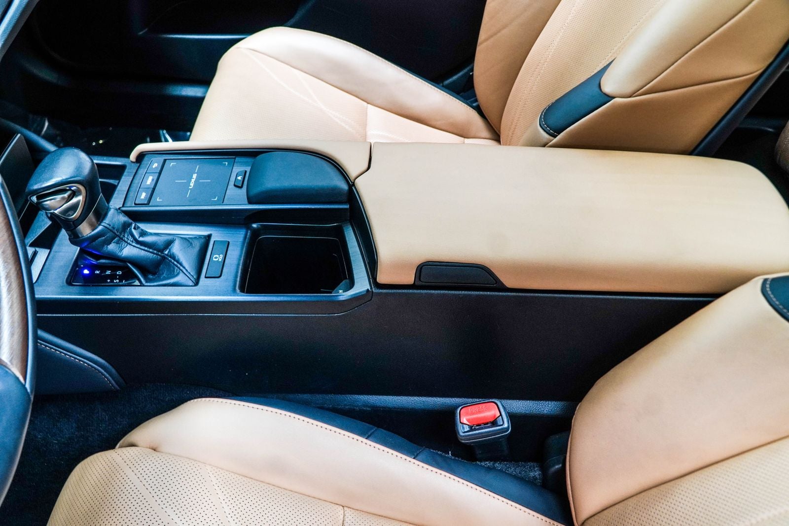 2022 Lexus ES 350 Ultra Luxury