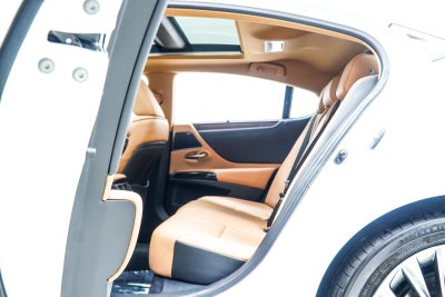 2022 Lexus ES 350 Ultra Luxury