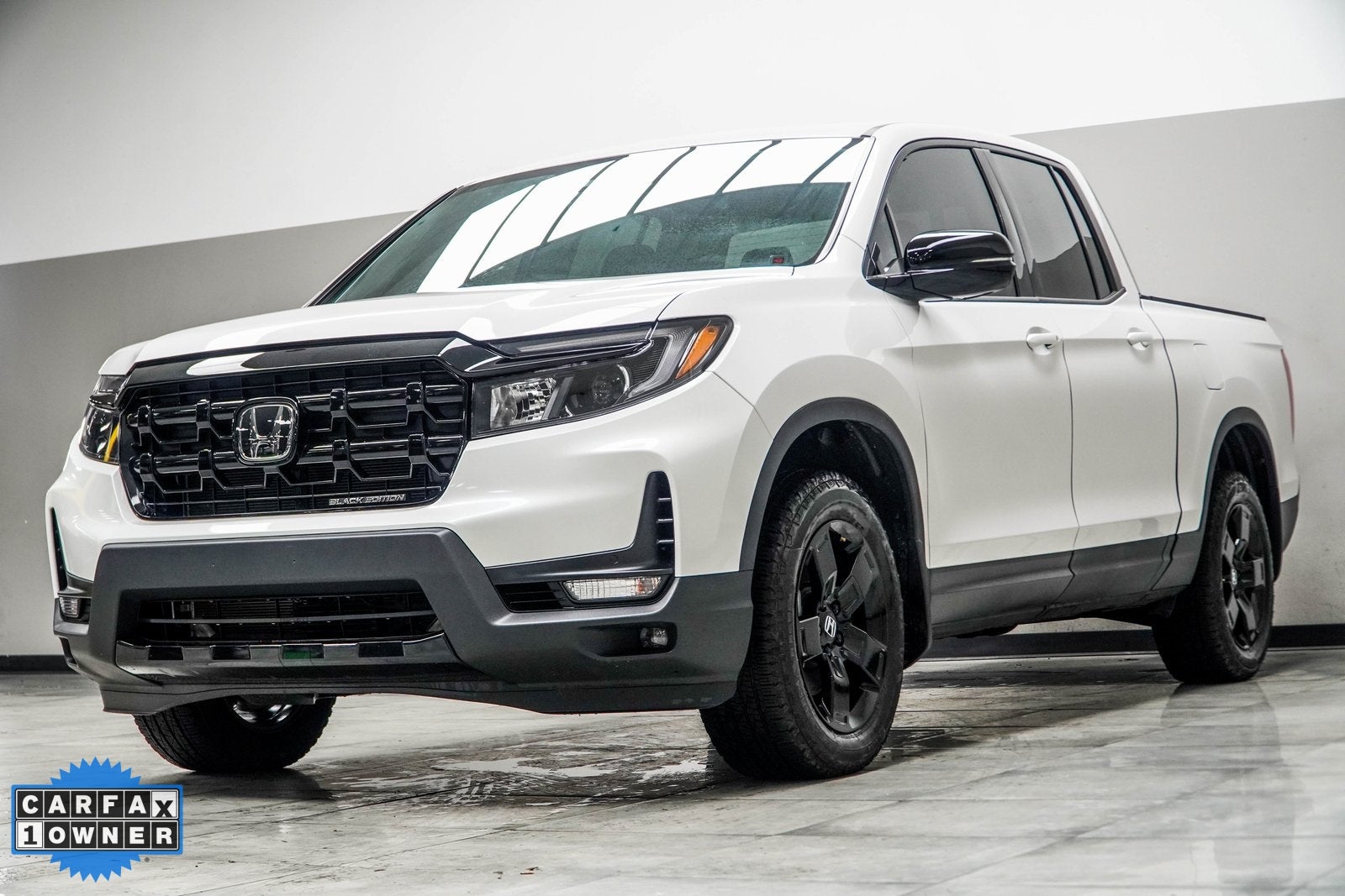 2025 Honda Ridgeline Black Edition