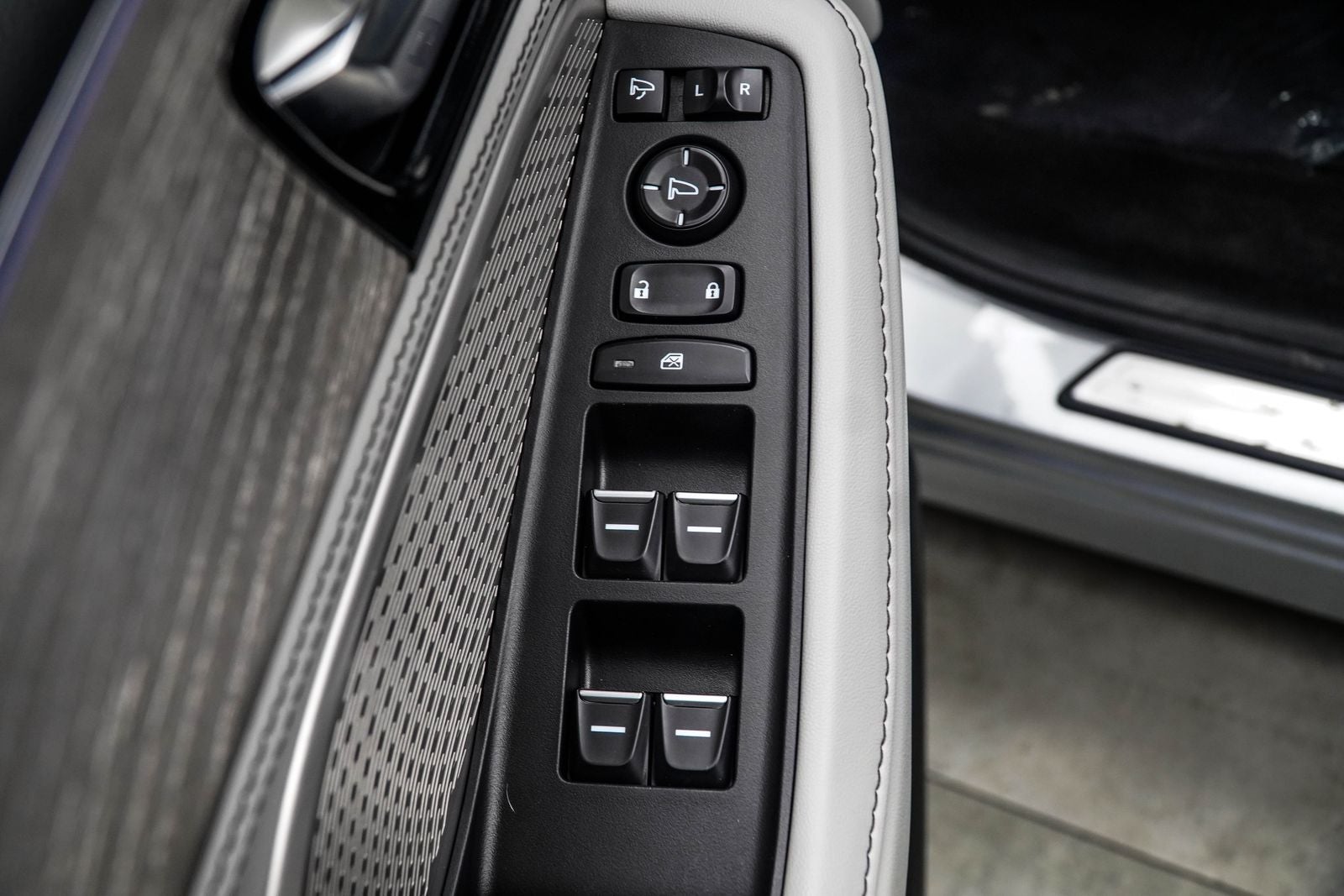 2023 Acura MDX Advance SH-AWD