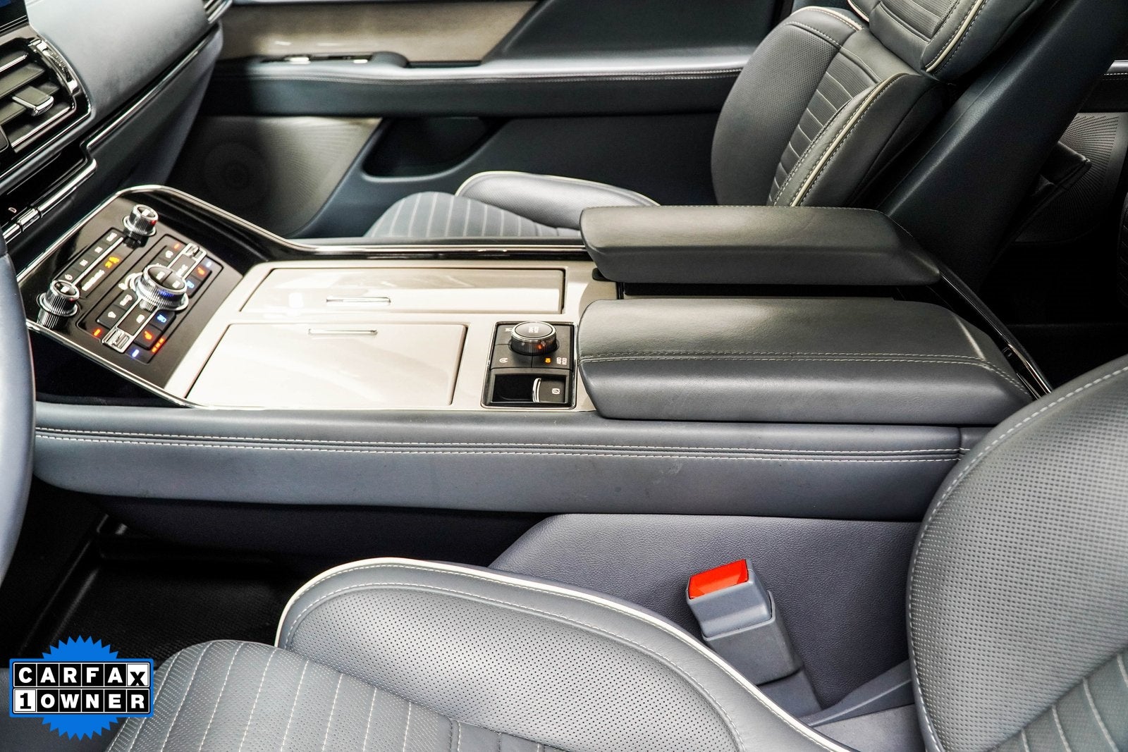 2022 Lincoln Navigator L L Black Label