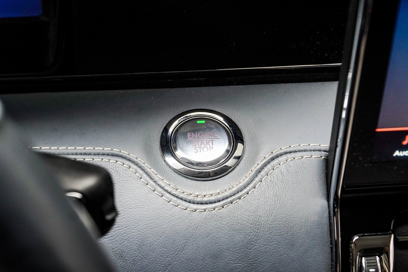 2022 Lincoln Navigator L L Black Label