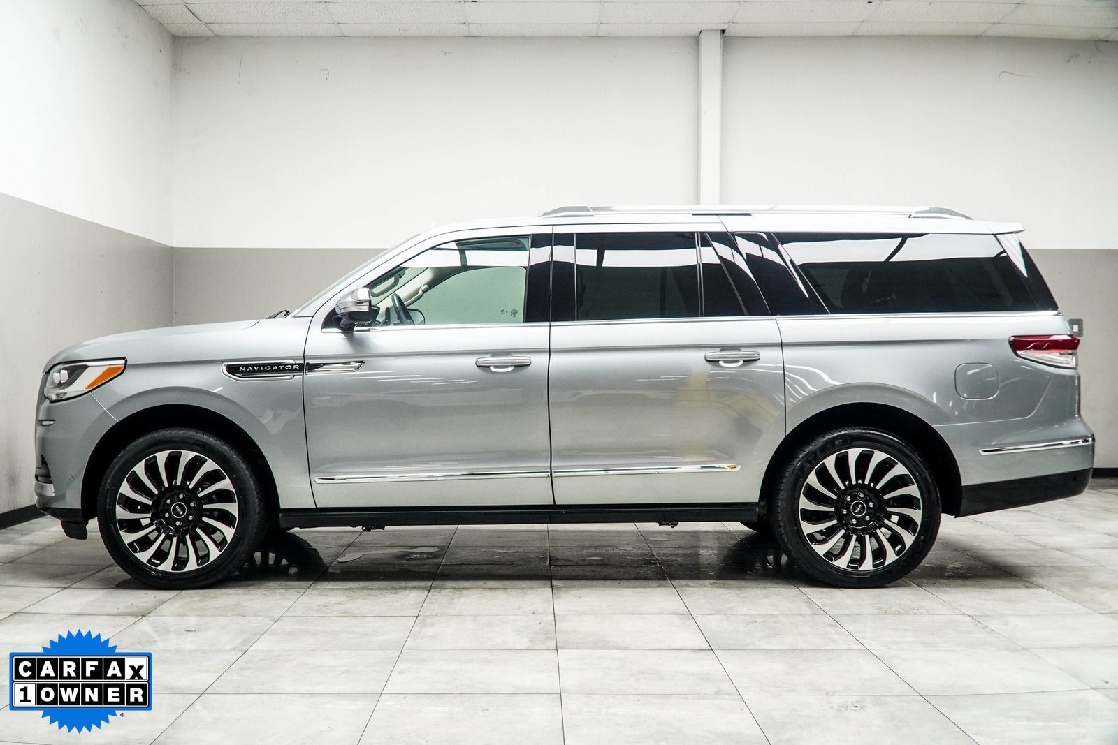 2022 Lincoln Navigator L L Black Label