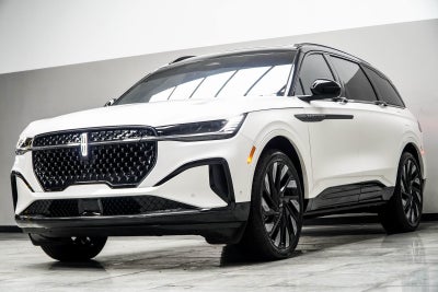 2024 Lincoln Nautilus Reserve