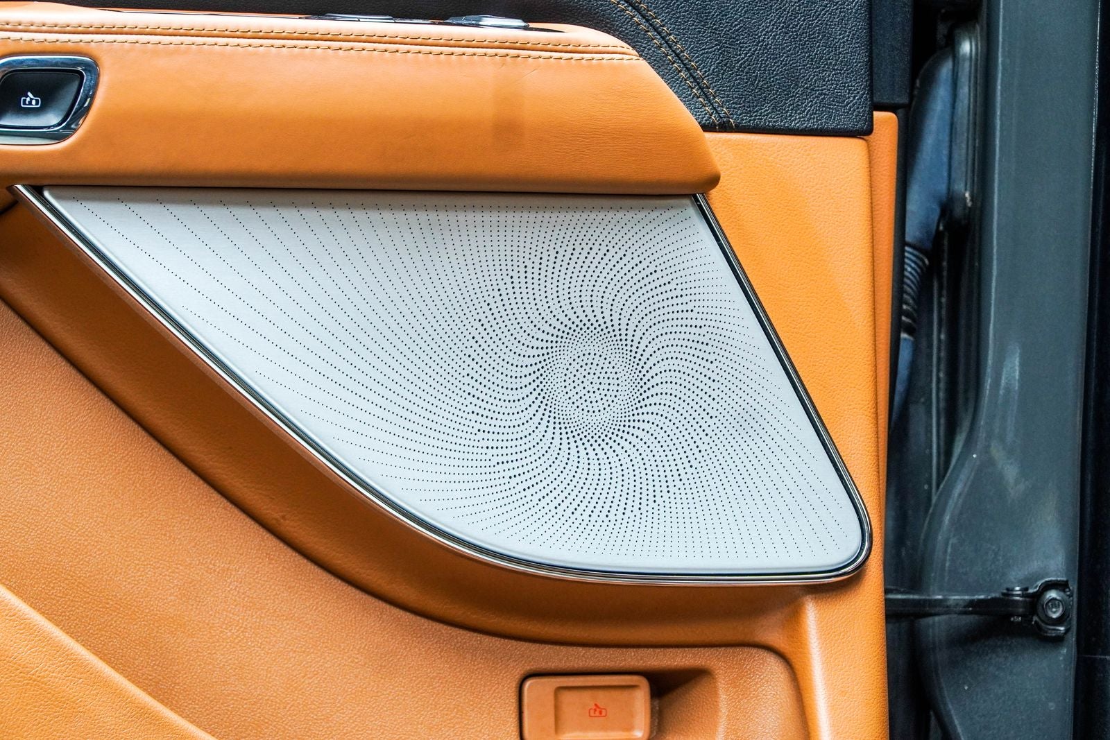 2021 Lincoln Aviator Plug-In Hybrid Black Label Grand Touring
