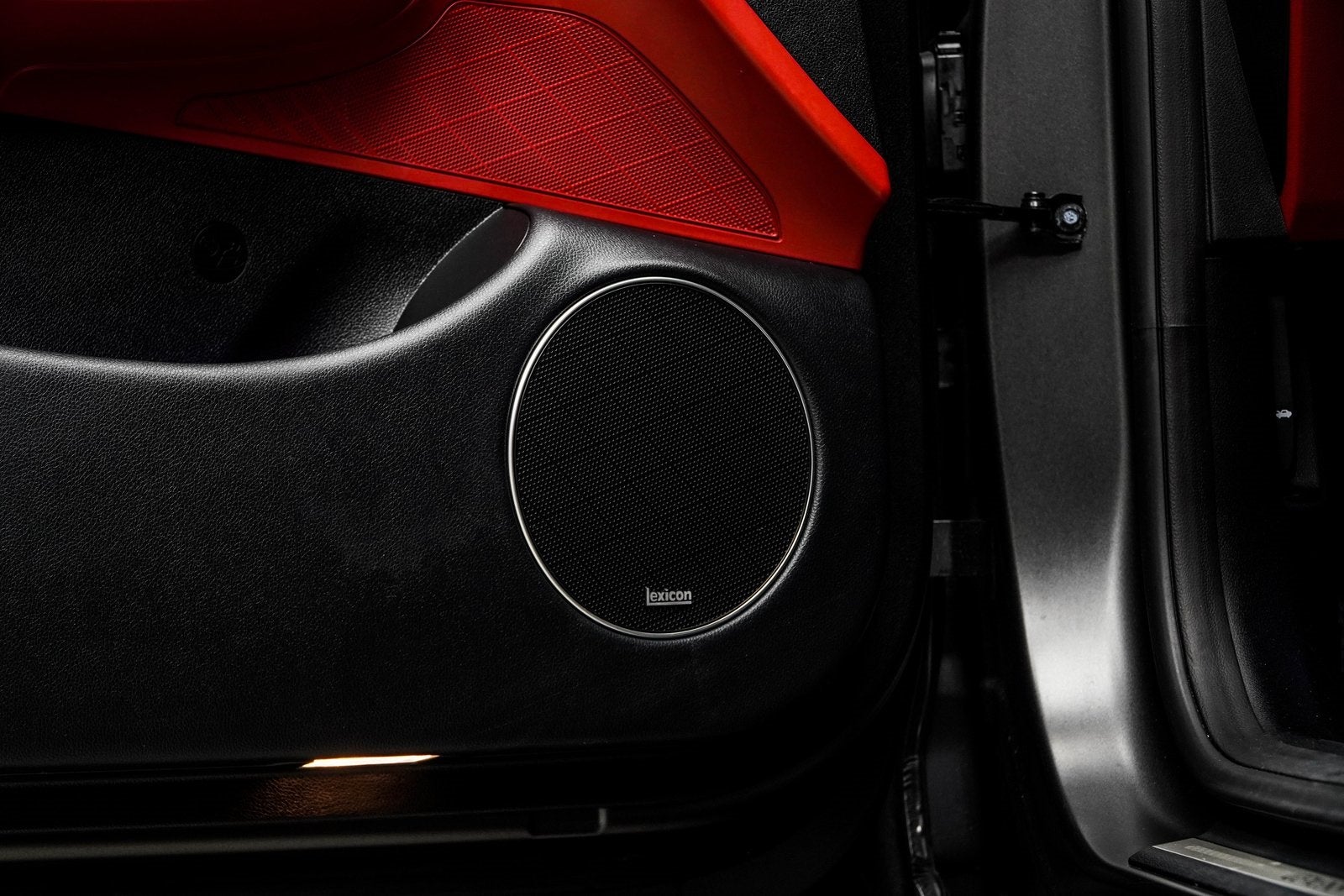 2024 Genesis GV70 2.5T