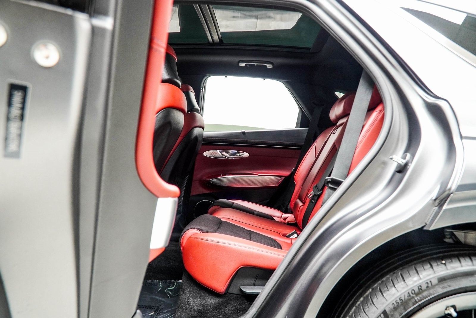 2024 Genesis GV70 2.5T