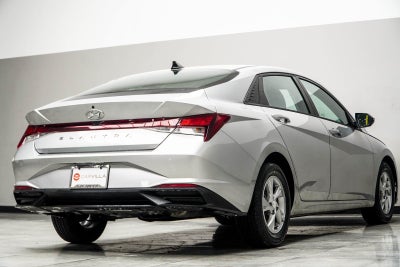 2021 Hyundai Elantra SE
