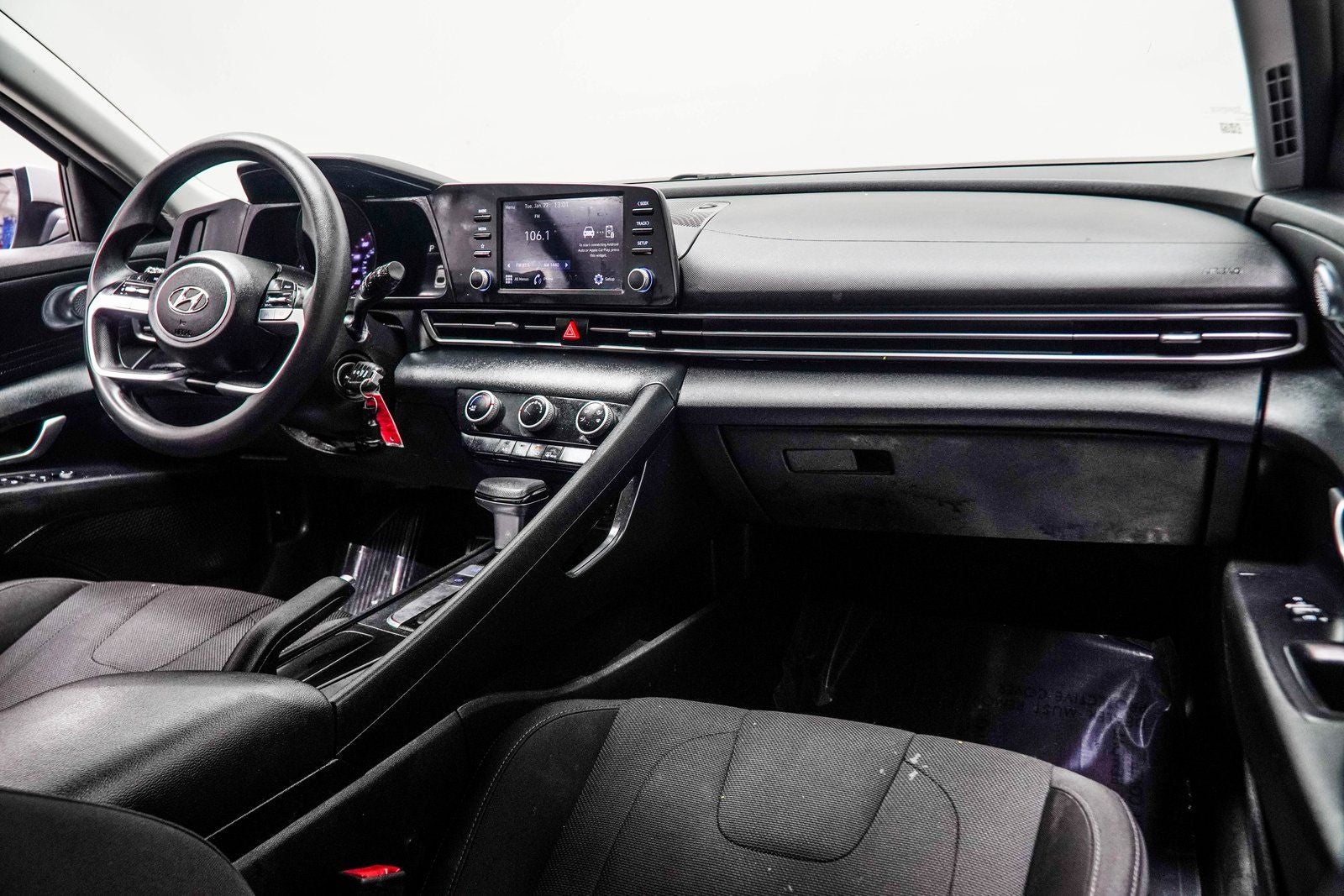 2021 Hyundai Elantra SE