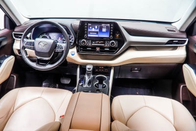 2021 Toyota Highlander Hybrid XLE