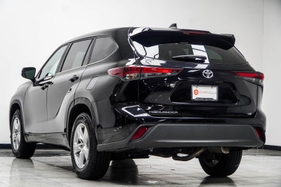 2025 Toyota Highlander LE