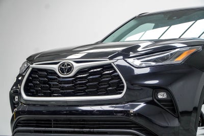 2025 Toyota Highlander LE